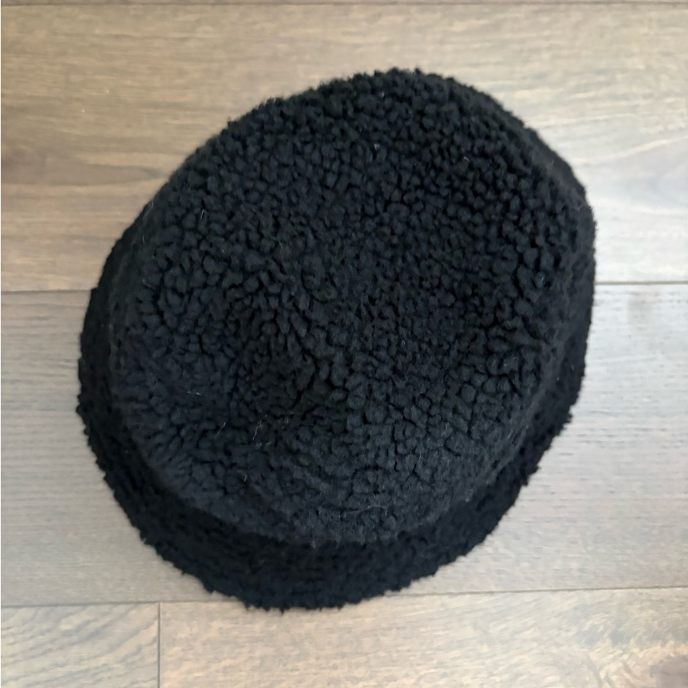 Black Sherpa Bucket Hat